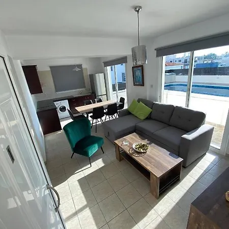 Apartament Cosy In Kato With Pool Access Paphos