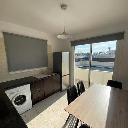 Cosy In Kato With Pool Access Paphos