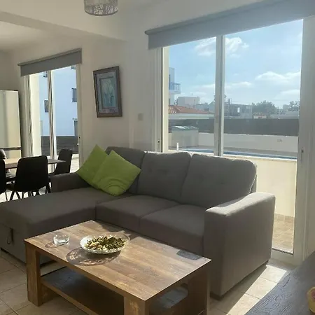 Cosy In Kato With Pool Access Διαμέρισμα *