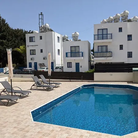 Cosy In Kato With Pool Access * Paphos