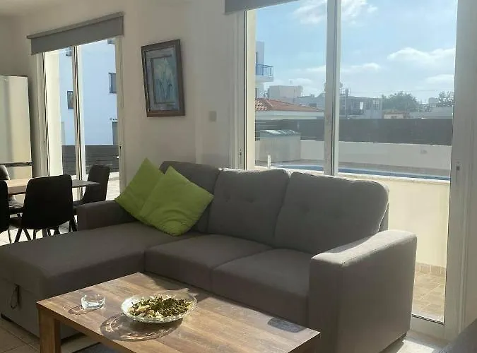 Cosy In Kato With Pool Access Apartmán *